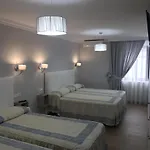 ゲストハウス Plaza Damasco 3*