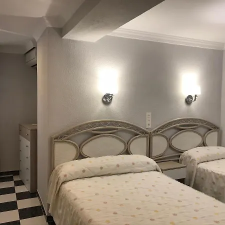 Plaza Damasco בית הארחה Almuñécar